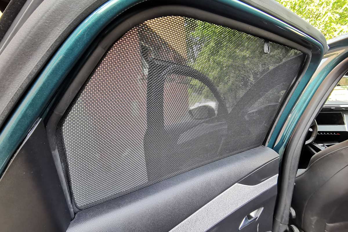 Store pare-soleil pour vitre arrière de Peugeot 308 III